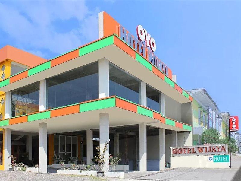 Oyo 586 Hotel Wijaya Kalasan Zewnętrze zdjęcie