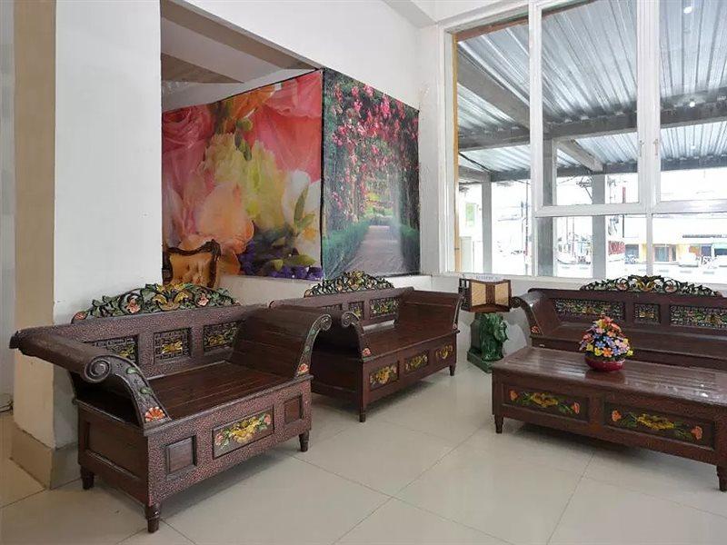 Oyo 586 Hotel Wijaya Kalasan Zewnętrze zdjęcie