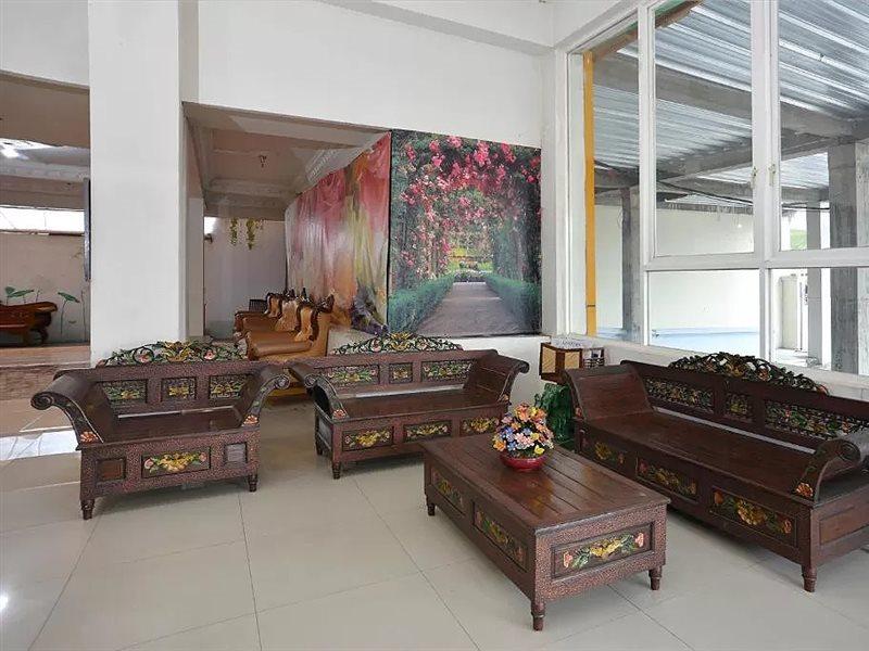 Oyo 586 Hotel Wijaya Kalasan Zewnętrze zdjęcie