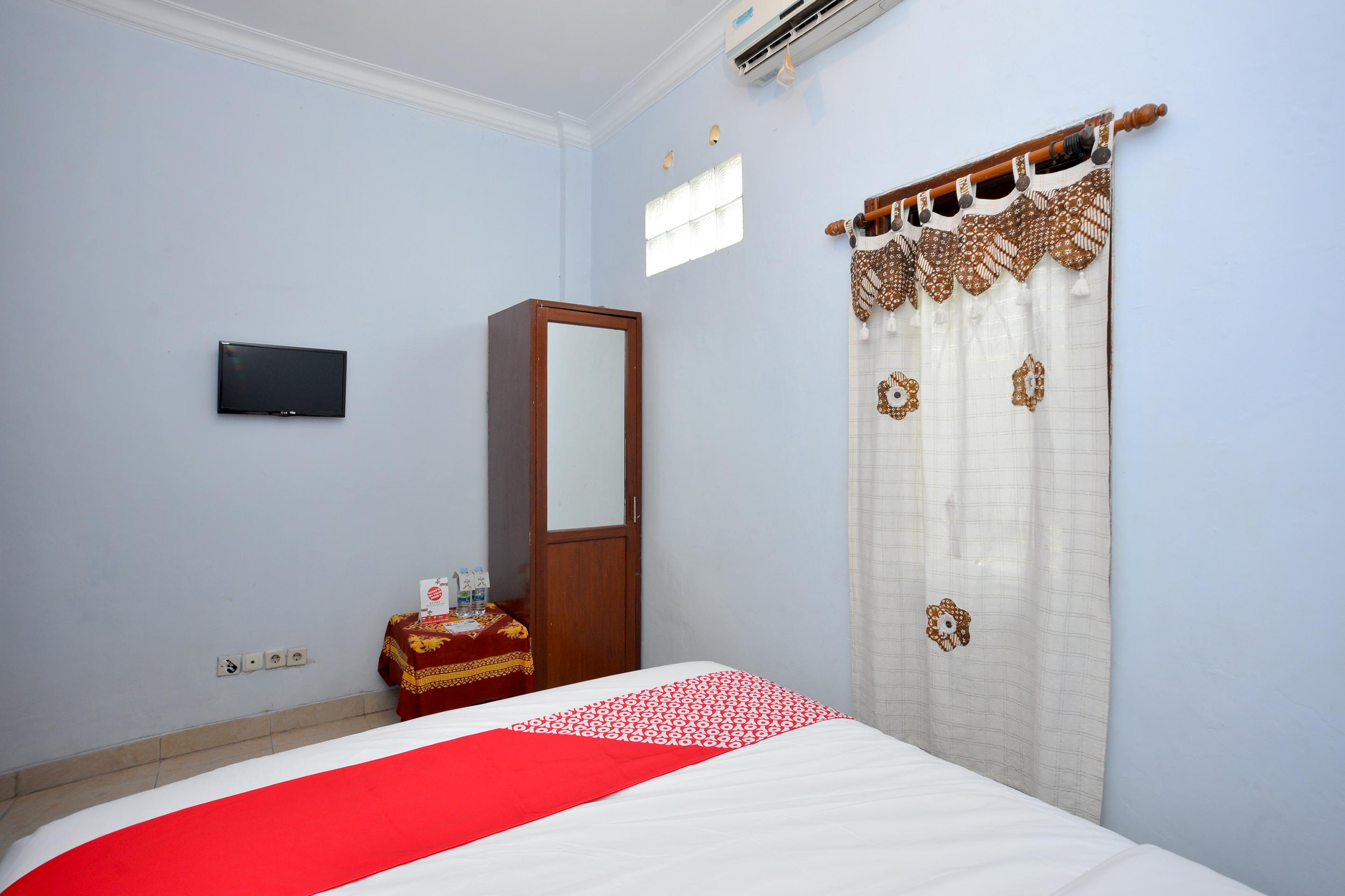 Oyo 586 Hotel Wijaya Kalasan Zewnętrze zdjęcie